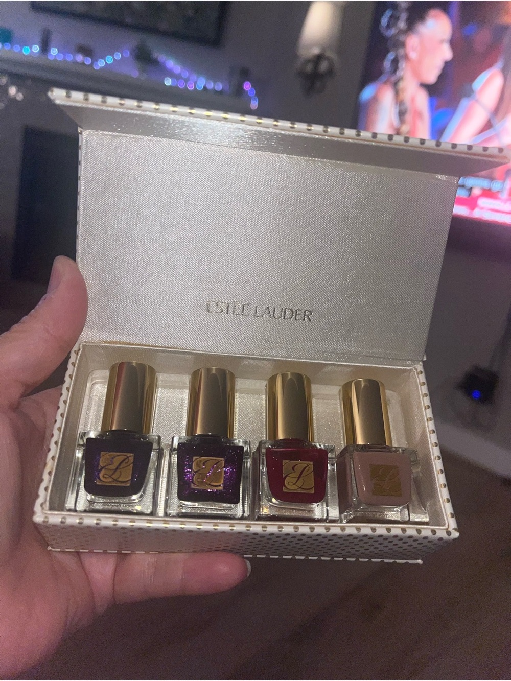 New Estée Lauder Nail Polish - Picture 3 of 5